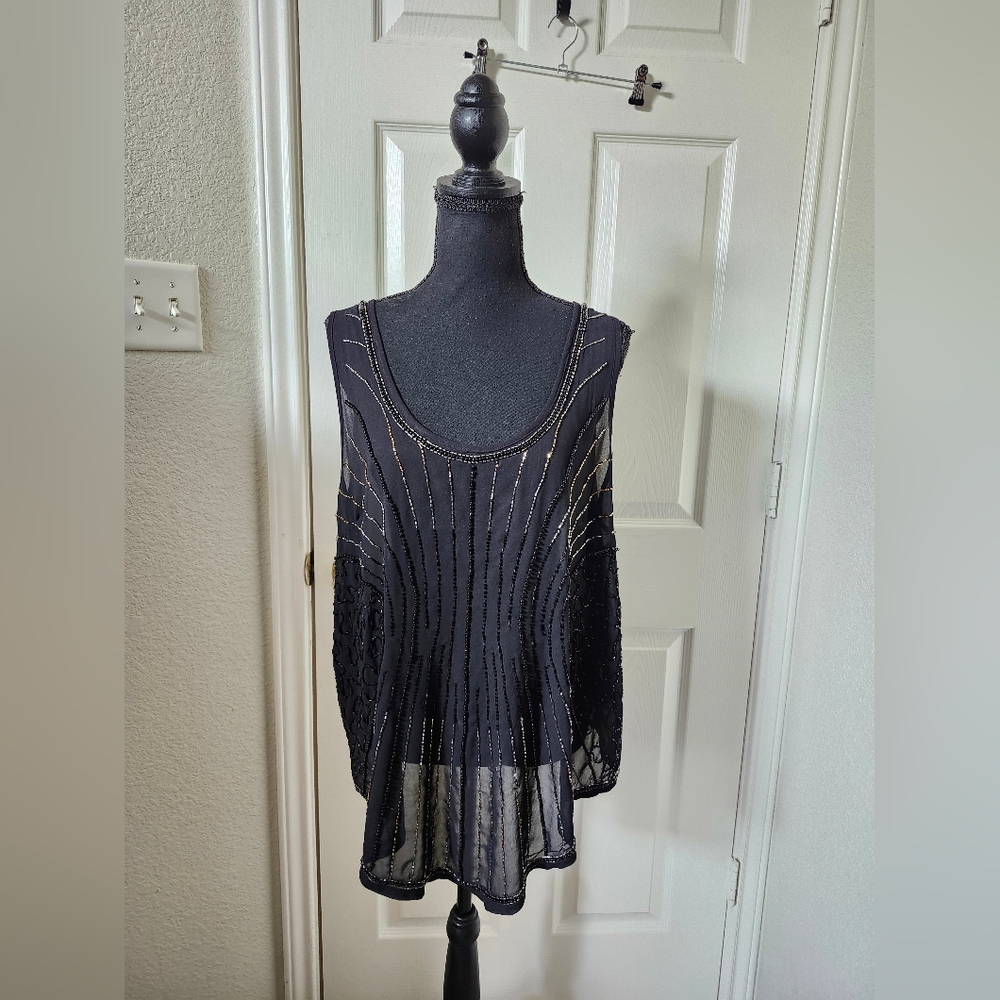 Elegant Black Sleeveless Sweater
